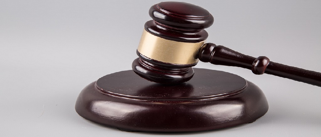 wooden gavel
